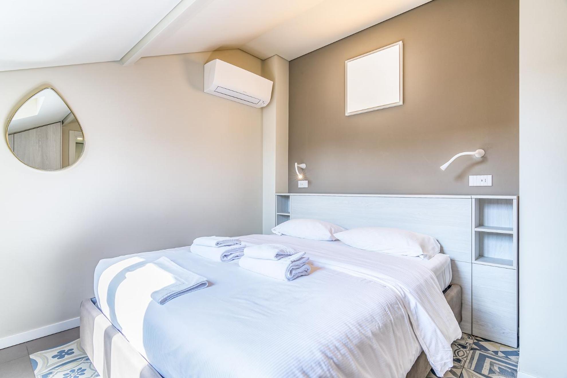 شقة Luxury Flat Duomo 6Pax Wifi Top ميلان المظهر الخارجي الصورة